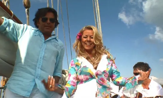 Sandra feat. Thomas Anders - The Night Is Still Young (Official Music Video)