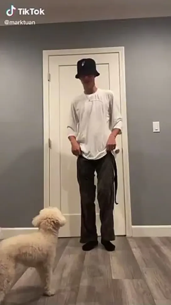 [TikTok] 211008 Марк VIBINChallenge!