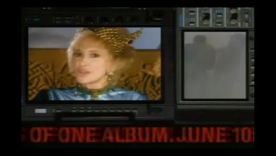 The KLF - Justified  Ancient (Tammy Wynette Version)