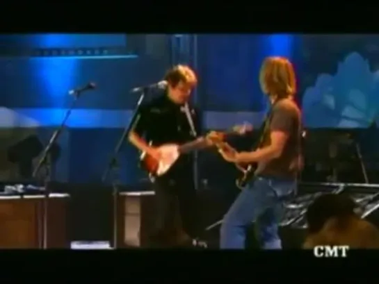 John Fogerty & Keith Urban - Down On The Corner