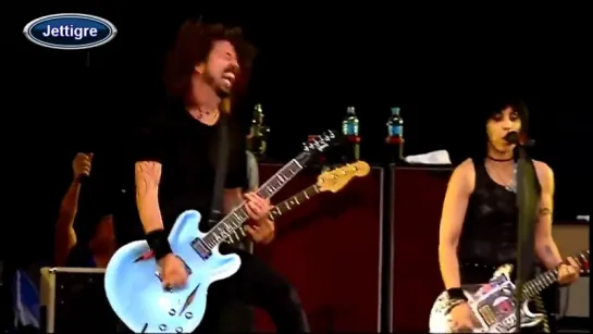 Joan Jett & The Foo Fighters - Bad Reputaion & I Love Rock'n'roll