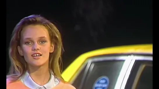 Vanessa Paradis - Joe Le Taxi (1987)