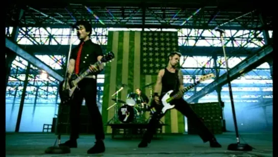 Green Day — American Idiot [HD]