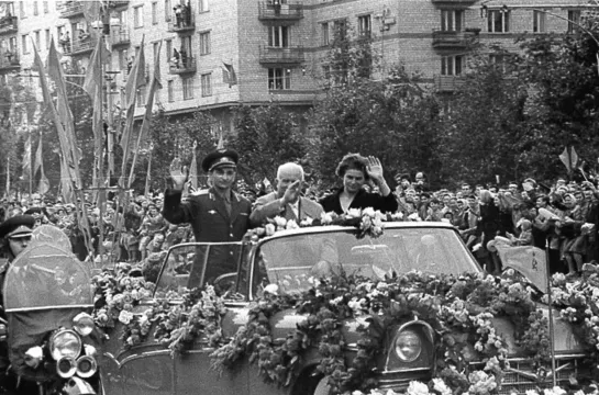 1963. Грандиозная космическая победа. В космосе – Быковский и Терешкова. К/ж "Новости дня" № 25.