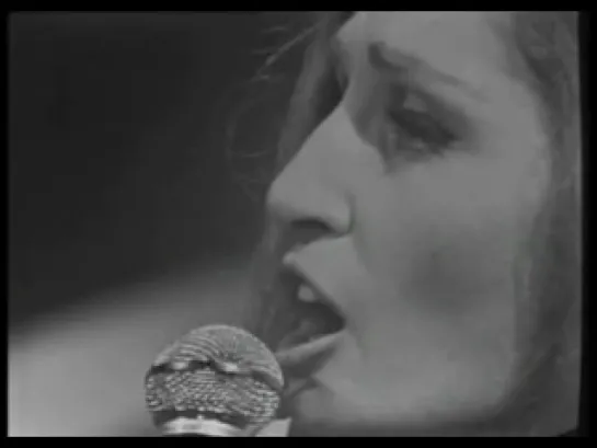 Dalida - Ils ont changé ma chanson, Ma (What Have They Done To My Song, Ma?)