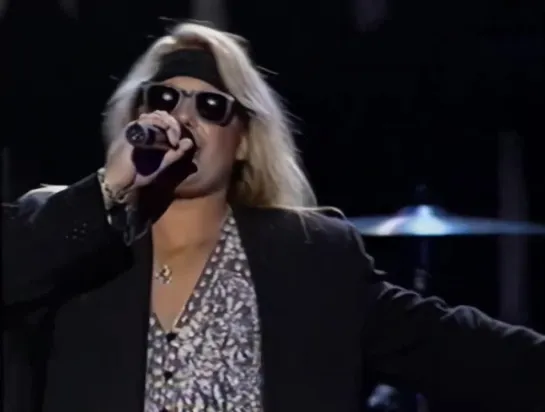 Vince Neil - You're Invited (But Your Friend Can't Come) (Live MTV Movie Awards) (1992)