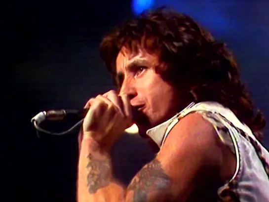 AC/DC - Live Wire (Live in London) (1976)