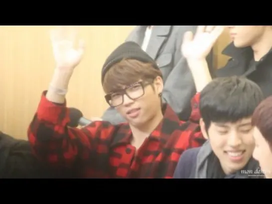 [FANCAM] 131219 SBS Power FM Youngstreet Radio (Woohyun focus)