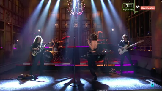 King Princess - Hit the Back (Saturday Night Live 45-07 - 2019-11-23)