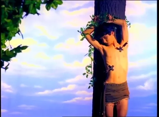 R.E.M. - Losing My Religion (Official Music Video)