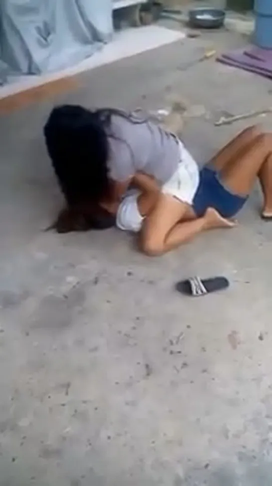 Видео от Real girl fight SGP