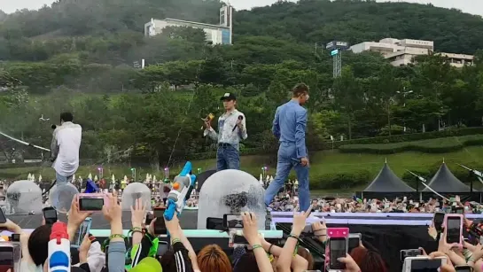 Winner at WaterBomb in Busan 2019