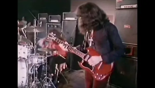 Black Sabbath - War pigs. LIVE in Paris 20.12.1970