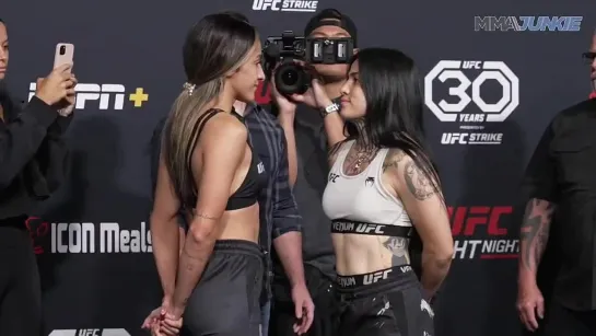 jaqueline amorim vs montserrat conejo - ufc vegas 78 weigh-in face-off