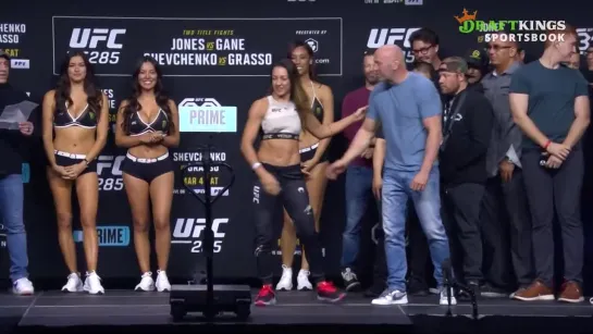 viviane araujo vs amanda ribas - ufc 285 ceremonial weigh-in