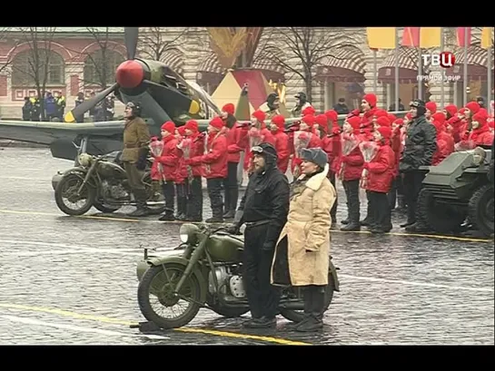 Торжественный марш на Красной площади 7.11.2014 года