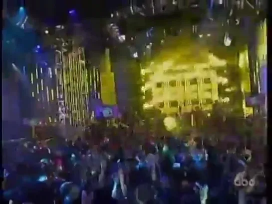 Enrique Iglesias - I Like It (Dick Clark's New Year's Rockin' Eve 2014)