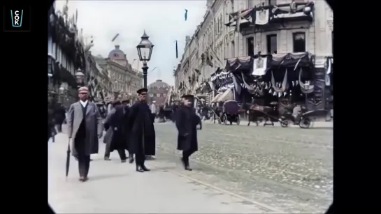 Москва, Тверская улица в 1896 году. Восстановленное видео с помощью нейронных сетей.