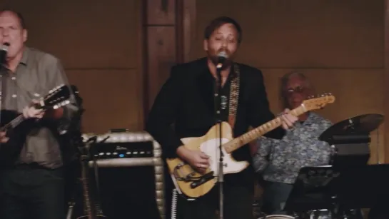 Dan Auerbach - Stand By Girl [Live from the Station Inn]