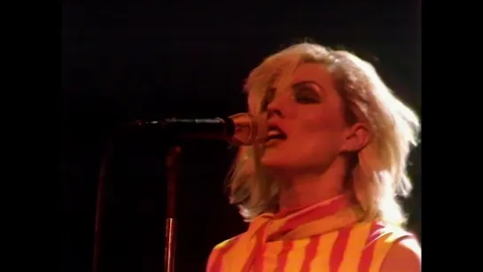 Blondie at the порно BBC