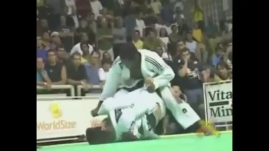 Tererê Leg Drag Guard Pass @World Championship (2003)