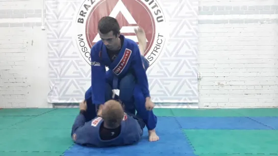 Команда Gracie Barra Moscow. Свип из гарда