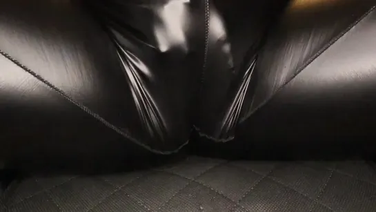 MILF in Leather Leggings Playing with Pussy