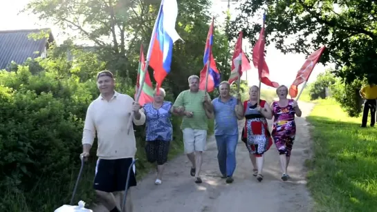 🔵   Поспели вишни в саду у дяди Вани.