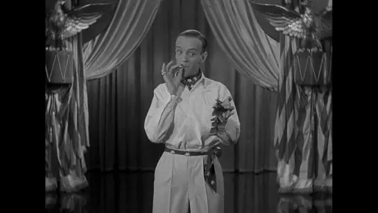 Let's Say It with Firecrackers  Fred Astaire  (Holiday Inn  Праздничная гостиница  1942)