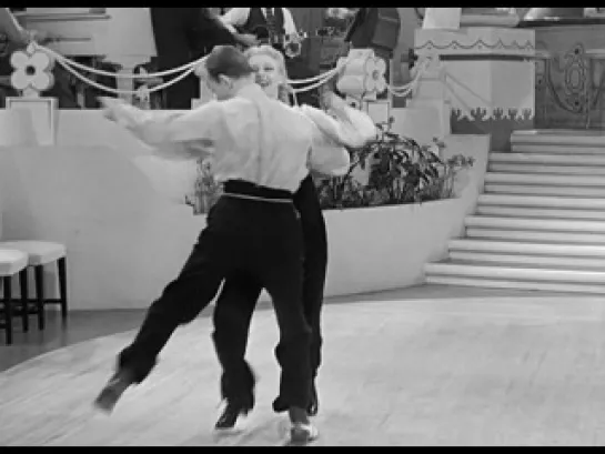 Ginger Rogers Fred Astaire  (Roberta  1935)  Перевод