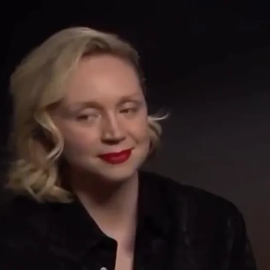 gwendoline christie listening to nikolaj say he thinks the ending of got is great