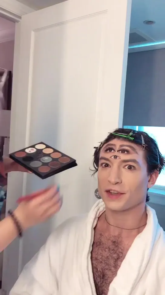 Met Gala Preparation