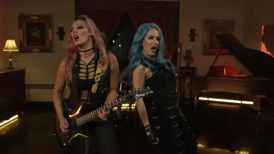 Nita Strauss - The Wolf You Feed Ft. Alissa White-Gluz