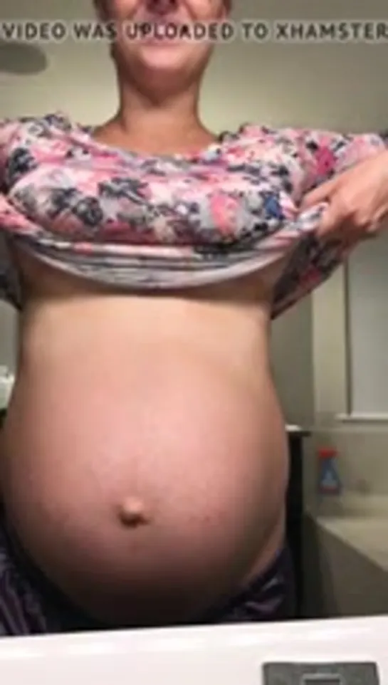 8432800_pregnant_tits_slow_motion_boob_drop