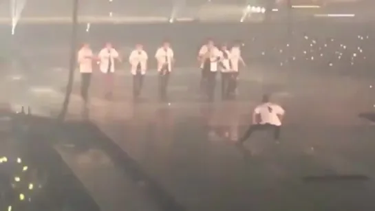 [FANCAM] 160911 EXOrDium in BKK