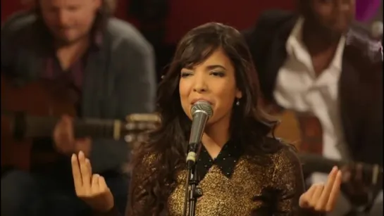 Indila - Run Run (Live - Paris)