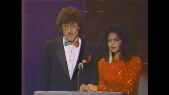 Weird Al Yankovic  LaToya Jackson at AMAs (1986)