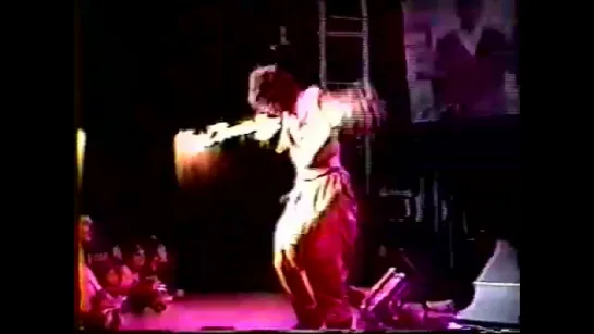 Weird Al Yankovic 6-11-1992 - I Cant Watch This