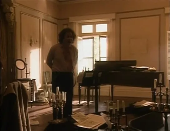 Бетховен живёт наверху | Beethoven Lives Upstairs (1992)