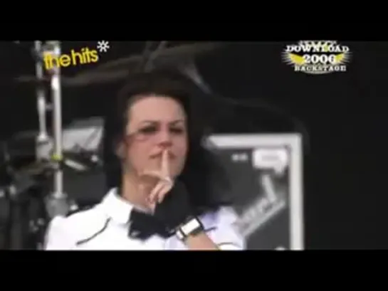 Lacuna Coil - Enjoy The Silence (Live At Download Festival 2006)