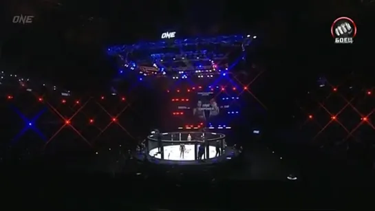 One FC Ксион Жи Нань против Мишель Николини Алёна Рассохина против Стамп Фэйртек