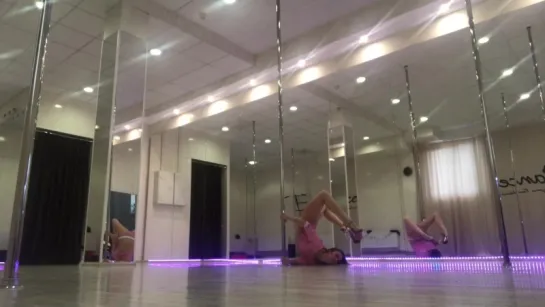 Tatyana Kurochkina Exotic Pole Dance