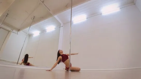 Angelina Gelios - Exotic pole dance choreography