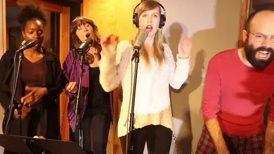 Boom Tinkelinketty Christmas // POMPLAMOOSE Christmas Song (original).By Pomplamoose