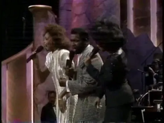 BB & CC & Whitney Houston  Hold Up The Light 1989