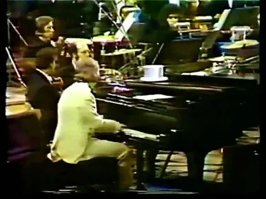 Elton John - Take Me to the Pilot (Live atCalifornia1972) HD