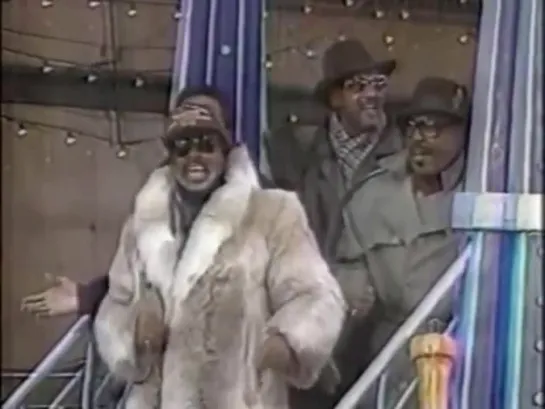 1988 Macys Thanksgiving Day Parade - Intro, Four Tops, Santa