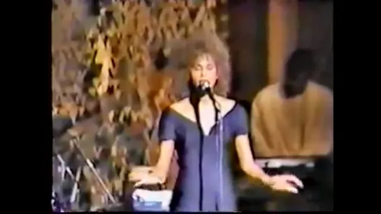 RARE  Whitney Houston   The Greatest Love Of All (live) 1989