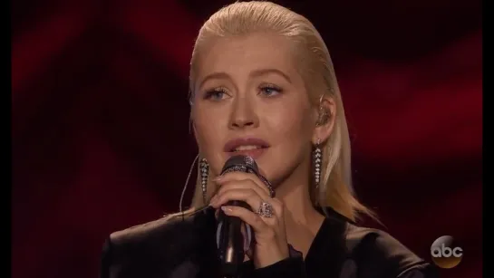 Christina Aguilera - Whitney Houston Tribute (American Music Awards 2017)