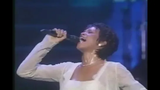 Whitney Houston - Alfie (Live Classic Whitney 1997)  ARETHA TRIBUTE